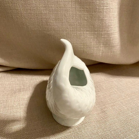 Vintage DANSK China (France) - White FISH SHAPE SAUCE GRAVY BOAT PITCHER - MINT - Picture 5 of 10